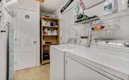2113 Talbot Ct. 3 Bedroom Home by RedAwning