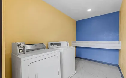 Quality Inn & Suites East Point - Atlanta Area