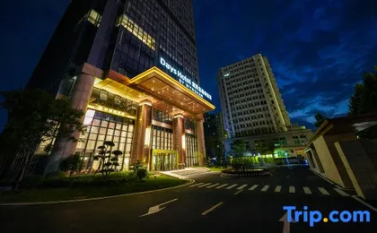 Days Hotel by Wyndham Wuhan Hankou Railway Station