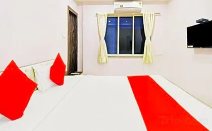 Goroomgo Royal Galaxy Newtown Kolkata