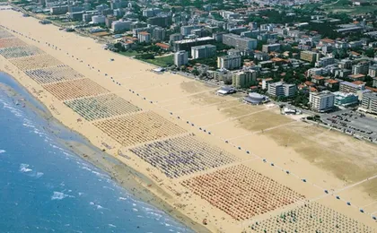 Charming Flat Just Steps Away From the Beach