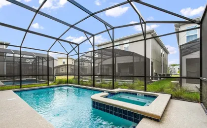Home Away From Home! 6br, 5.5 BA