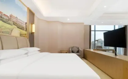 Vienna International Hotel (Chengdu Happy Valley, Dongzikou Metro Station)
