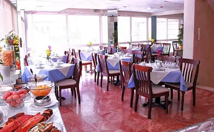 Apollo Hotel