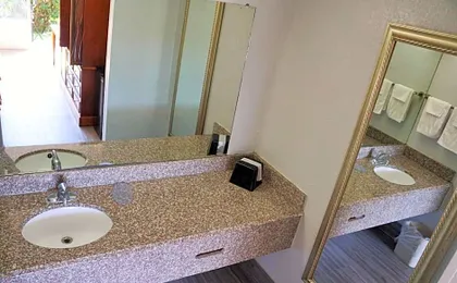 Hotel Elev8