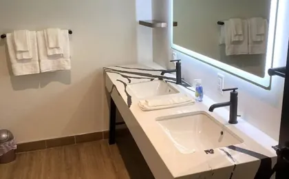 424-Apt. 403