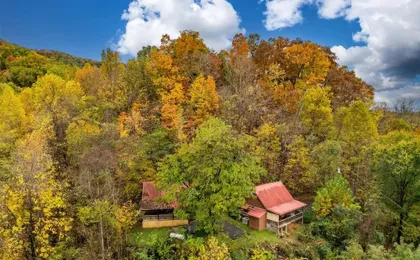 Hot Tub Pool Table Fireplace Views Relax