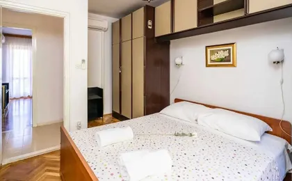 Apartments Stella - Three-bedroom Apartment With Balcony and Terrace