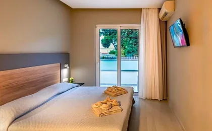 Sunday Hotel