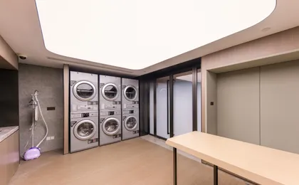 Ji Hotel(Shanghai Lujiazui Mall Road Store)