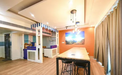 Fabhotel la Serene Nfc