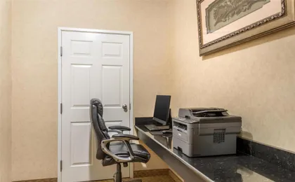 Best Western Plus Valdosta Hotel & Suites