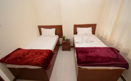 Hotel Kashi Khand