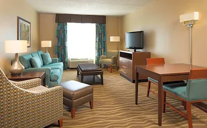 Holiday Inn Hotel & Suites Overland Park-West By IHG