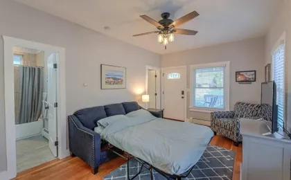 Couple's Mountain Getaway Close To Everything!