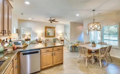 Lakefront Fun Near Clemson! Retreat w/ Pool Access