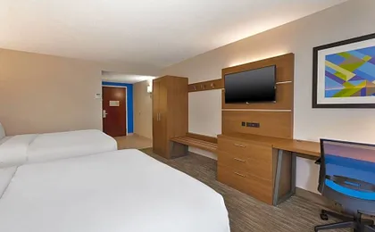 Holiday Inn Express & Suites Chesapeake By IHG