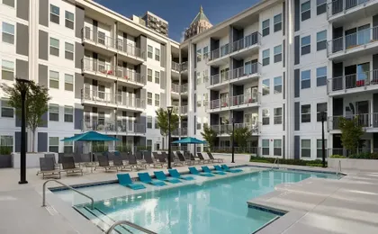 Spectacular Suite 1BR 1BA Apt I - Includes Bi-weekly Cleanings Linen Change