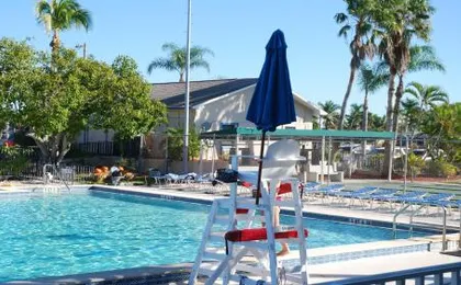 Boaters Dream S. Terr Pool Yacht Club Boating