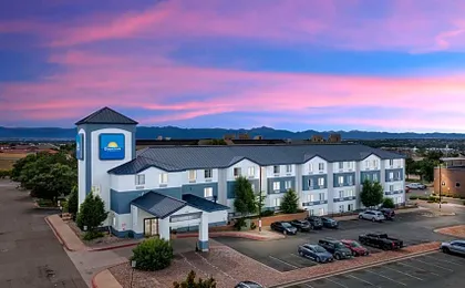 Days Inn by Wyndham Thornton