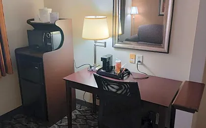 Quality Inn & Suites Eldridge Davenport North