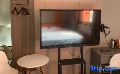 Shanghai Qinghe Serviced Apartment