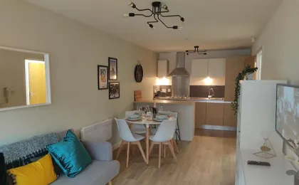 Fantastic Centrally Located 1 Bed Apartment