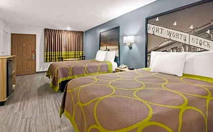Super 8 by Wyndham Grand Prairie Southwest