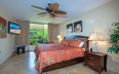 Maui Banyan by Maui Condo & Home
