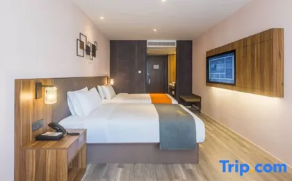 Homeinn Plus Hotel (Hangzhou West Lake Lakeside Qingchun Road)