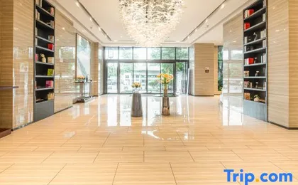 Hangzhou Junshang Yunyi Hotel (Chihua Street Subway Station)