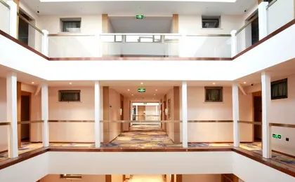 Super 8 Hotel (Beijing Tiananmen Square Qianmen Xiheyan)
