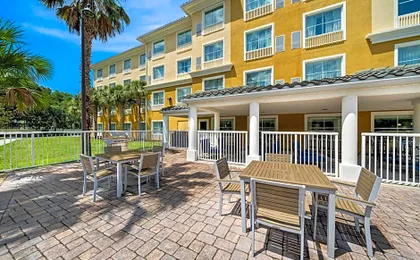 Country Inn & Suites by Radisson, Port Orange-Daytona, FL