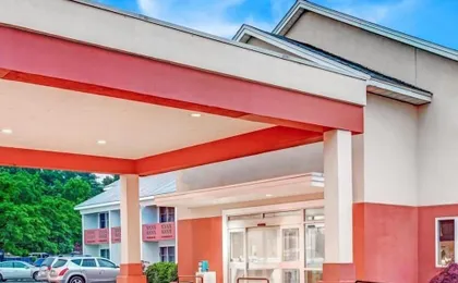 Days Hotel by Wyndham Methuen Ma Conference Center