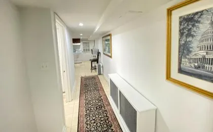 Renovated English Basement 2bdrm Home near METRO