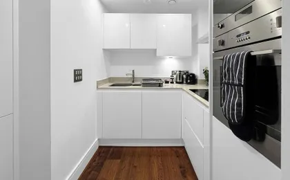 Lincoln Plaza Serviced Apartments, Canary Wharf by Thesqua.Re