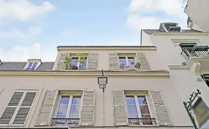 Parisian Charm in the Heart of the Marais !