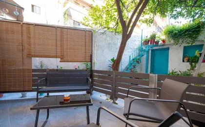 Koukaki 1 Bedroom 4 Persons Apartment by Mps