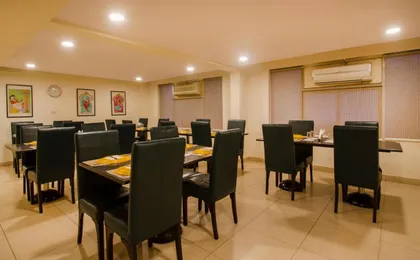 Wayinn Sravya Residency