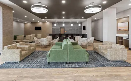 La Quinta Inn & Suites by Wyndham Phoenix West / Glendale