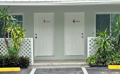 Conty's Motel