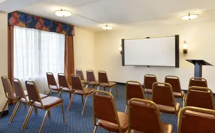 Country Inn Suites, Fredericksburg S