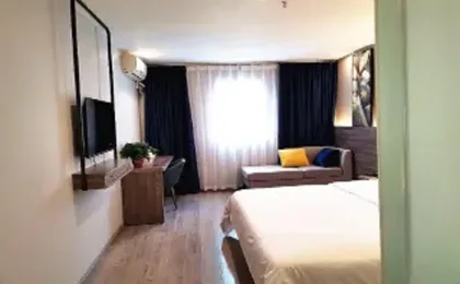7 Days Inn Chengdu Pixian Xipu Subways Station Branch