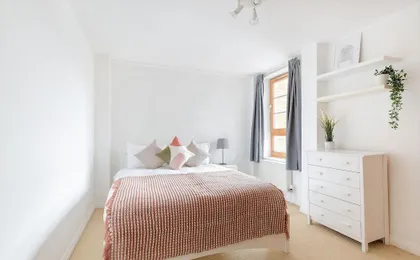 Serenity Apartment Whitechapel