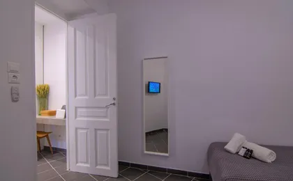 Art Pantheon Apartment (Three-Bedrooms)