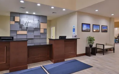 Holiday Inn Express & Suites Dearborn Sw - Detroit Area