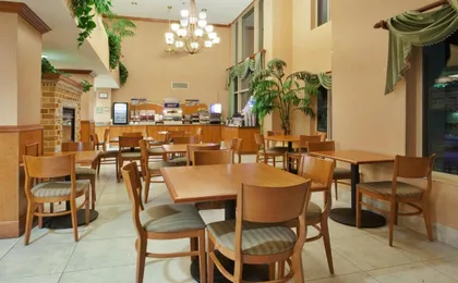 Holiday Inn Express & Suites Carson City