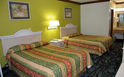 Economy Inn Cuyahoga Falls