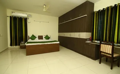 Fresh Living Prime Hitech Service Apartments