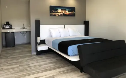 Crystal Inn